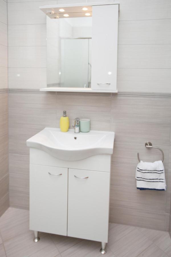 Apartmani Lea ستاريغغاد باكلينتسا المظهر الخارجي الصورة