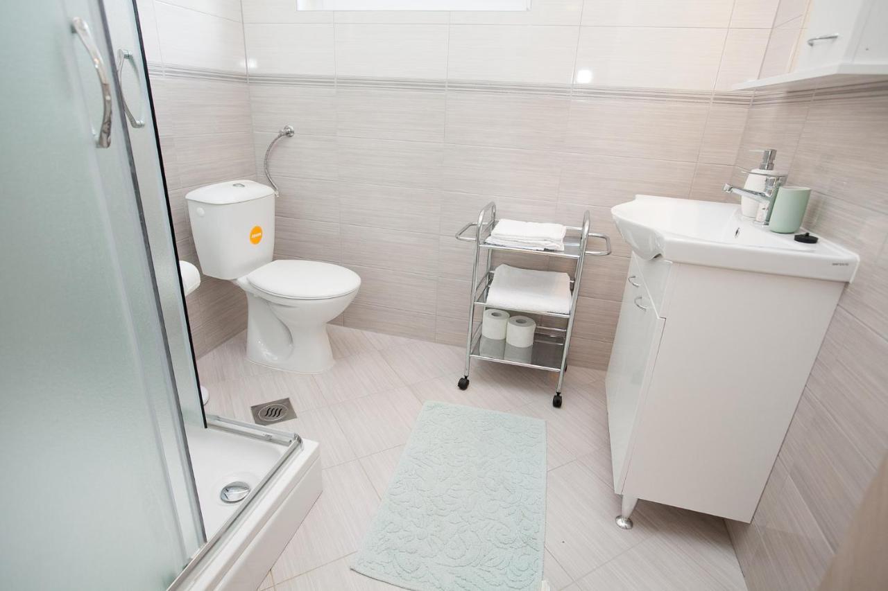 Apartmani Lea ستاريغغاد باكلينتسا المظهر الخارجي الصورة