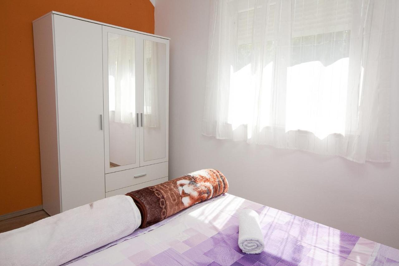 Apartmani Lea ستاريغغاد باكلينتسا المظهر الخارجي الصورة