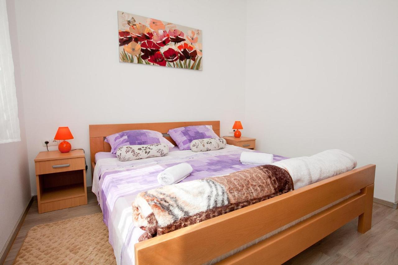 Apartmani Lea ستاريغغاد باكلينتسا المظهر الخارجي الصورة