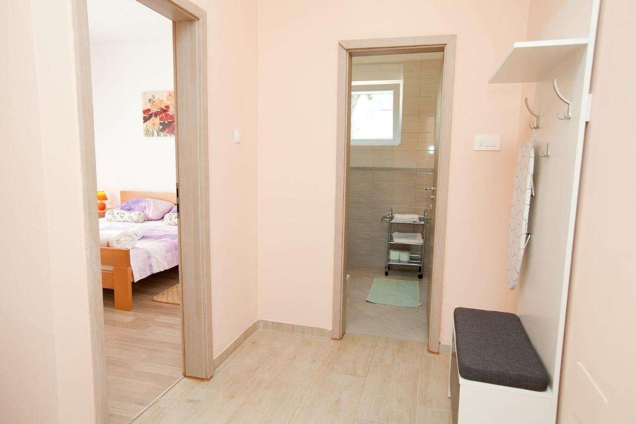 Apartmani Lea ستاريغغاد باكلينتسا المظهر الخارجي الصورة