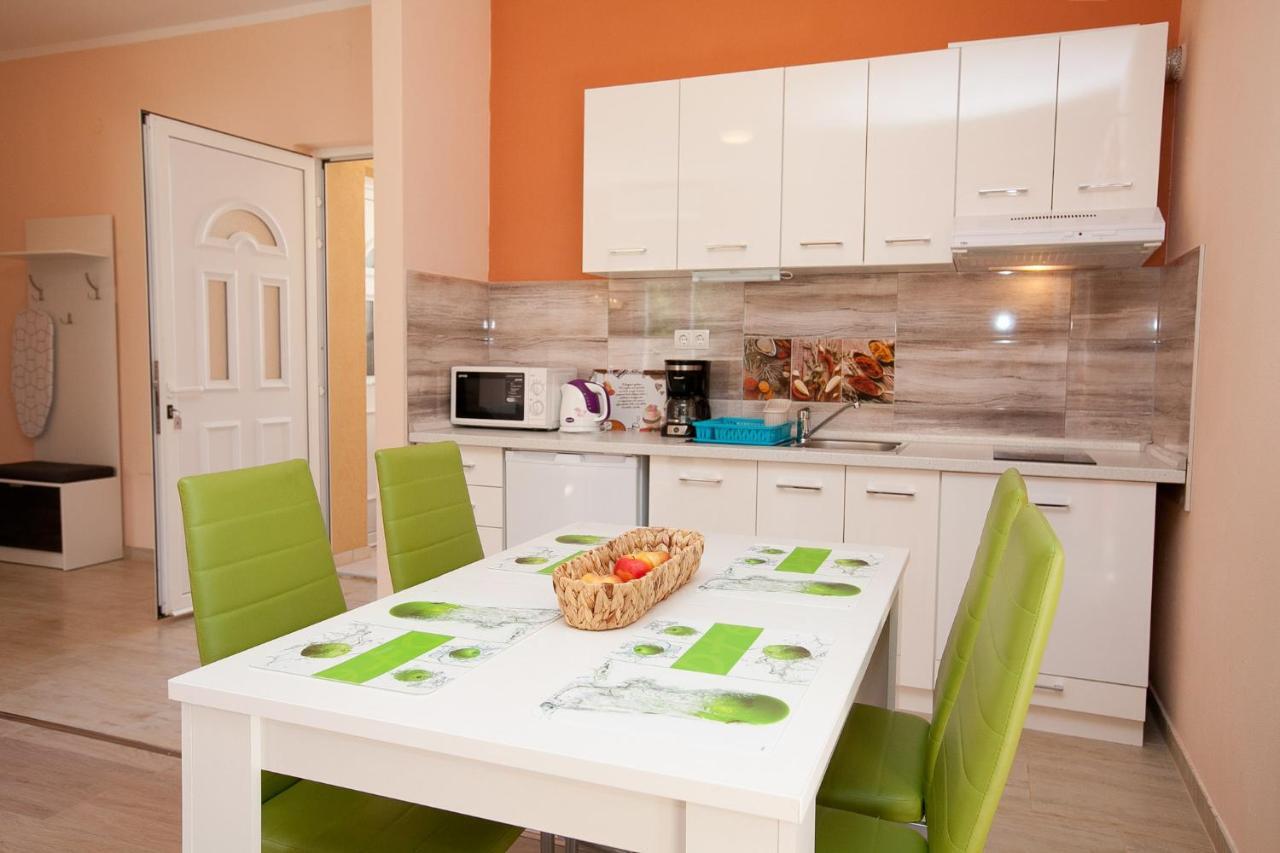 Apartmani Lea ستاريغغاد باكلينتسا المظهر الخارجي الصورة